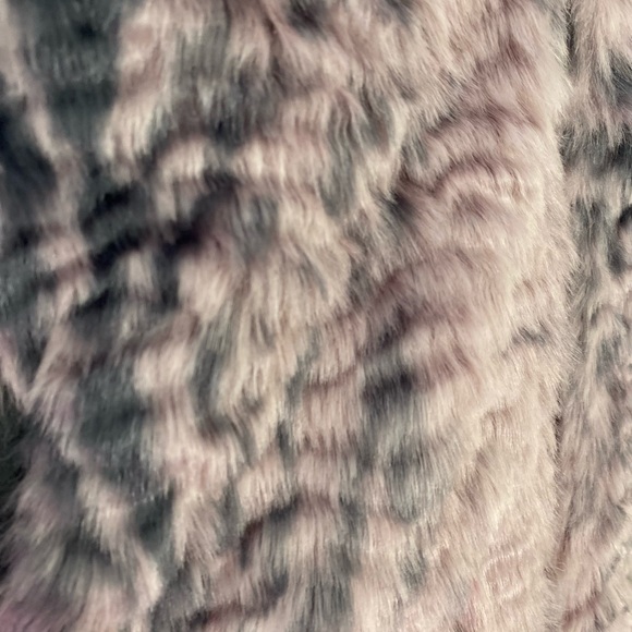 Lavender Faux Fur GUESS Jacket - Picture 7 of 9